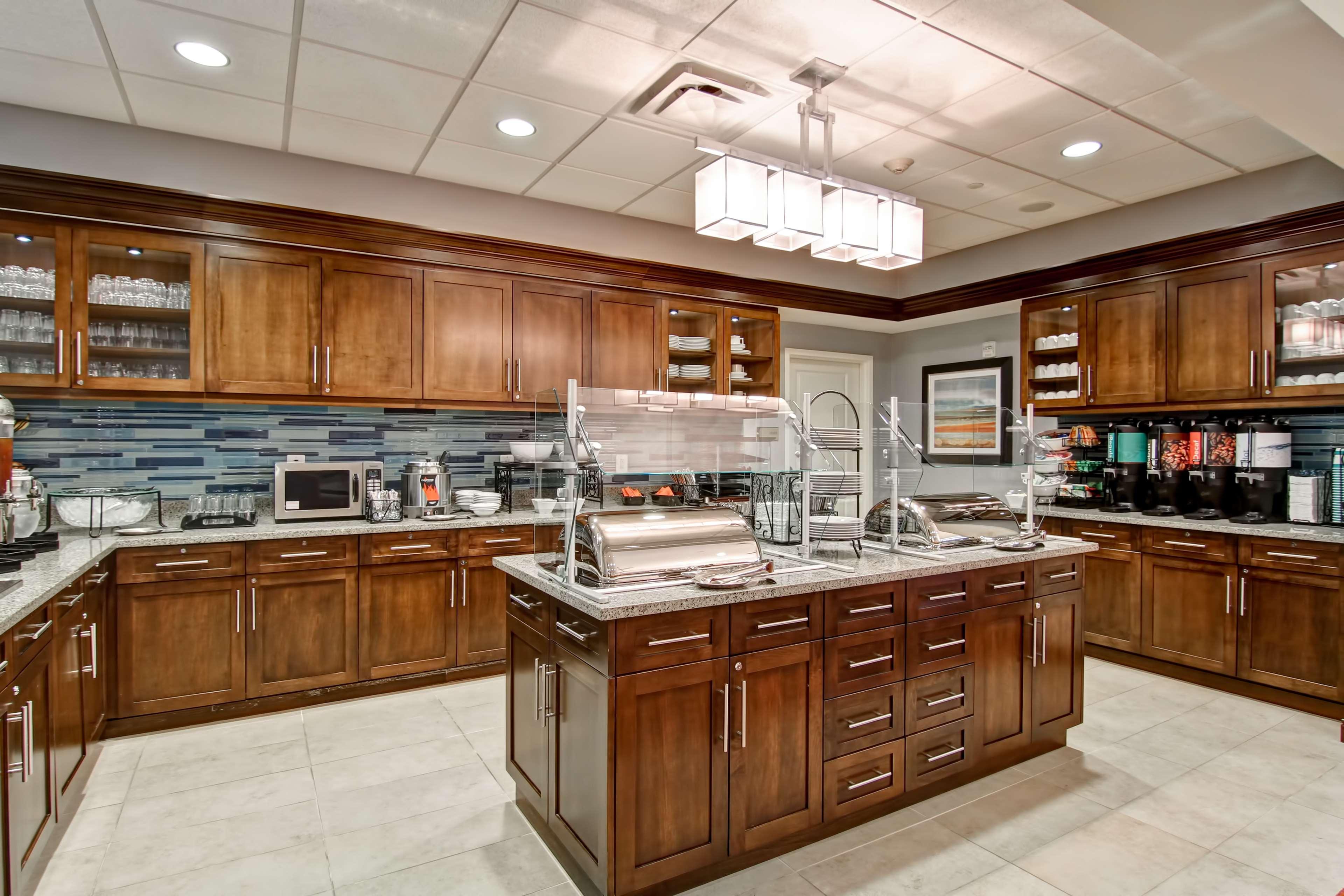 Homewood Suites By Hilton Woodbridge Extérieur photo