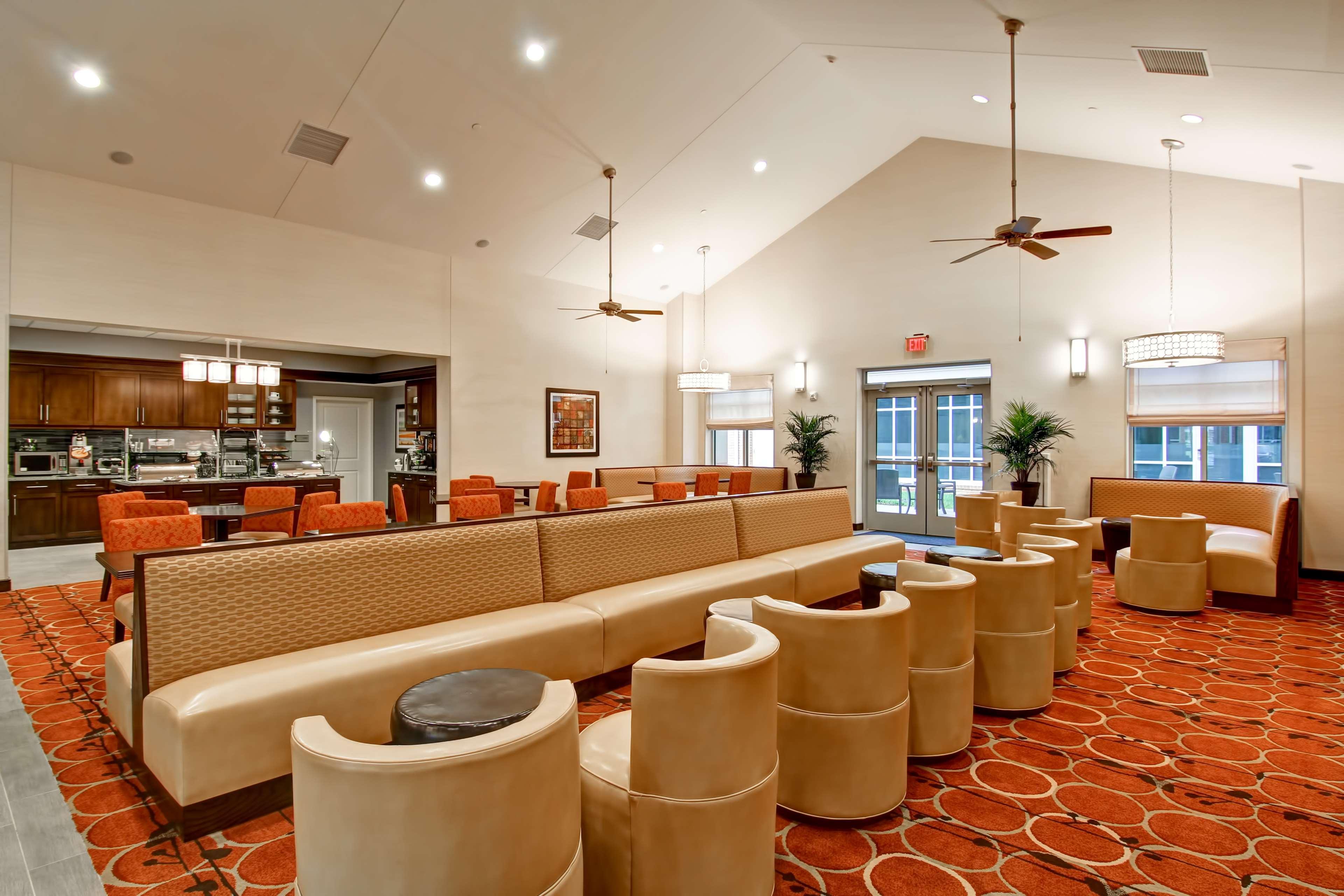 Homewood Suites By Hilton Woodbridge Extérieur photo